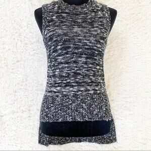 EXPRESS Black & White Sleeveless High Low Sweater size Small